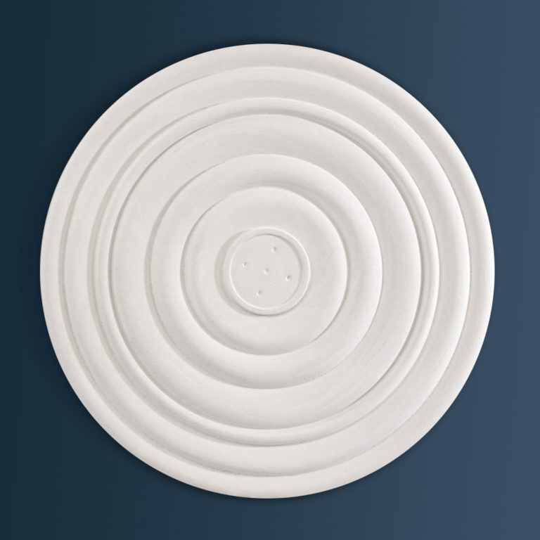 Edwardian Decorative plaster ceiling rose 510mm diameter with traditional Plain detail