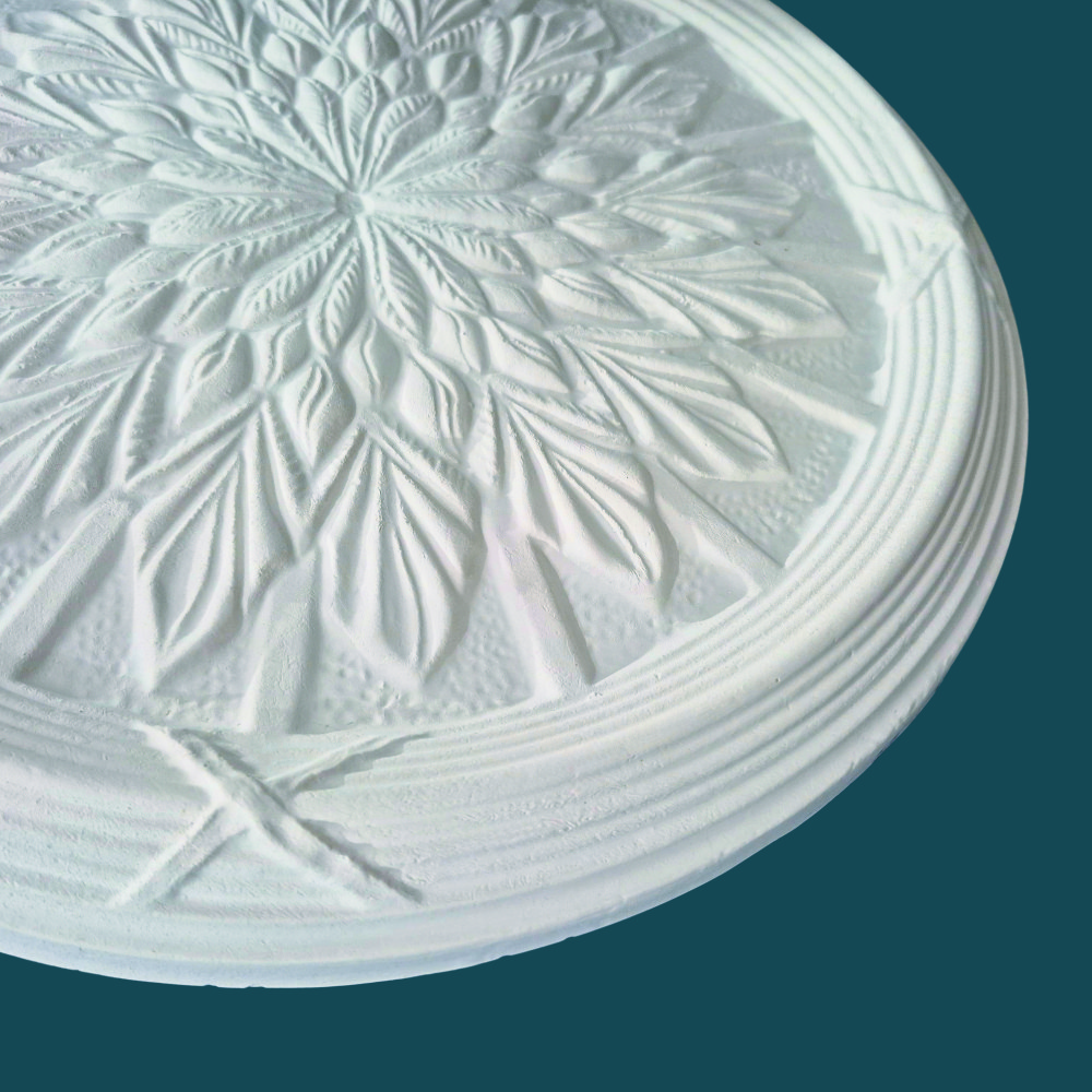 georgian-decorative-plaster-ceiling-rose-330mm-2