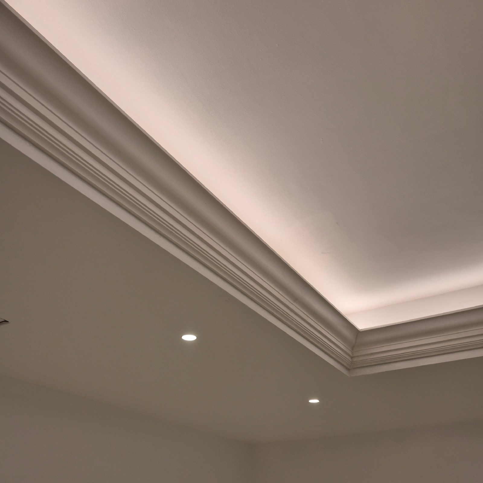 Large Georgian Plain Lighting Cornice Georgian Lighting cornice 125x120mm - 3.0m with Plain Ogee design for LED lighting.