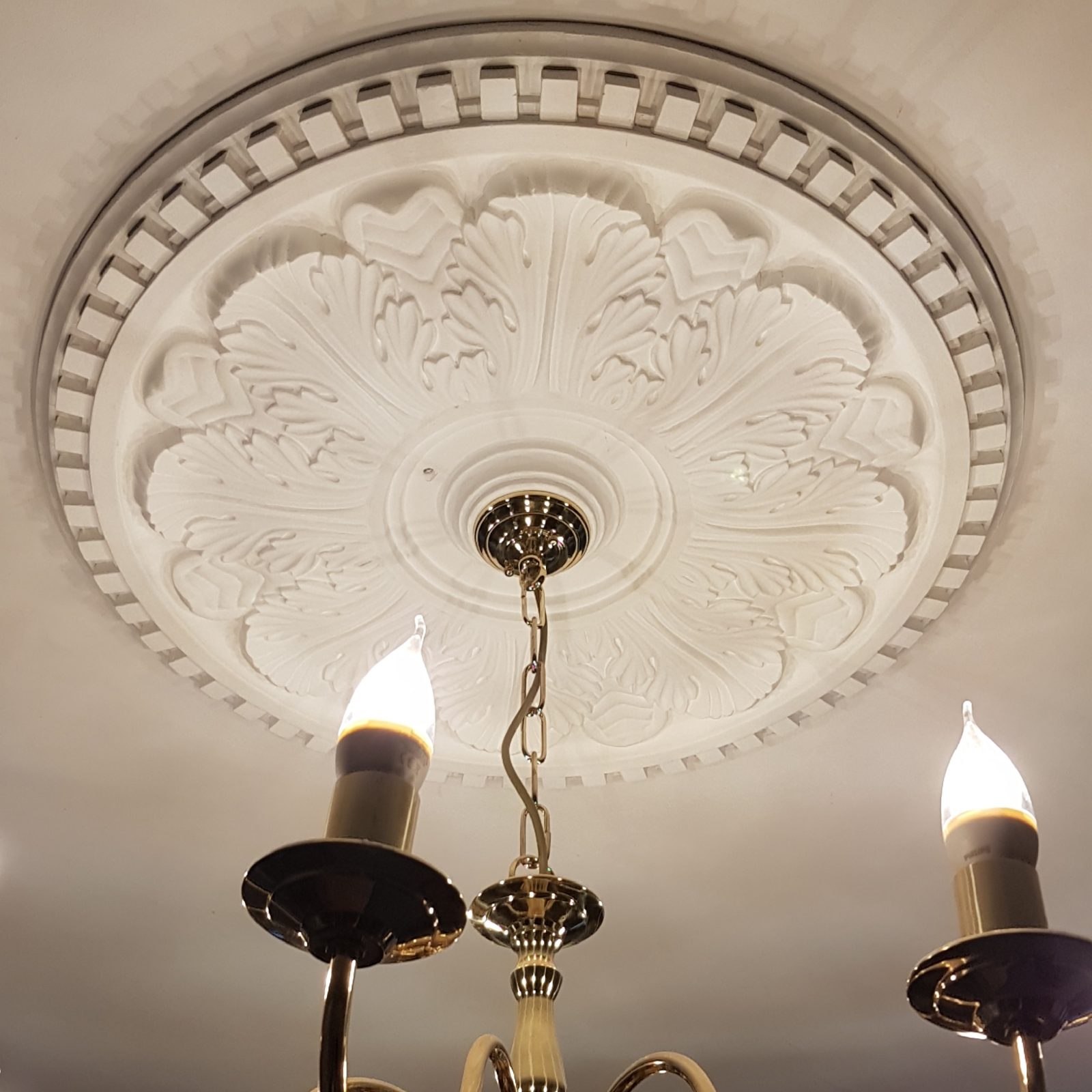 victorian-ornate-plaster-ceiling-rose-770mm-2