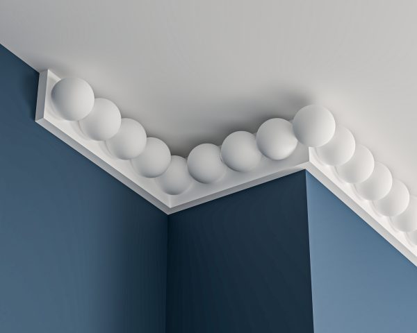 Victorian ornate plaster cornice 66x80mm - 2.9m, in a Ornate design