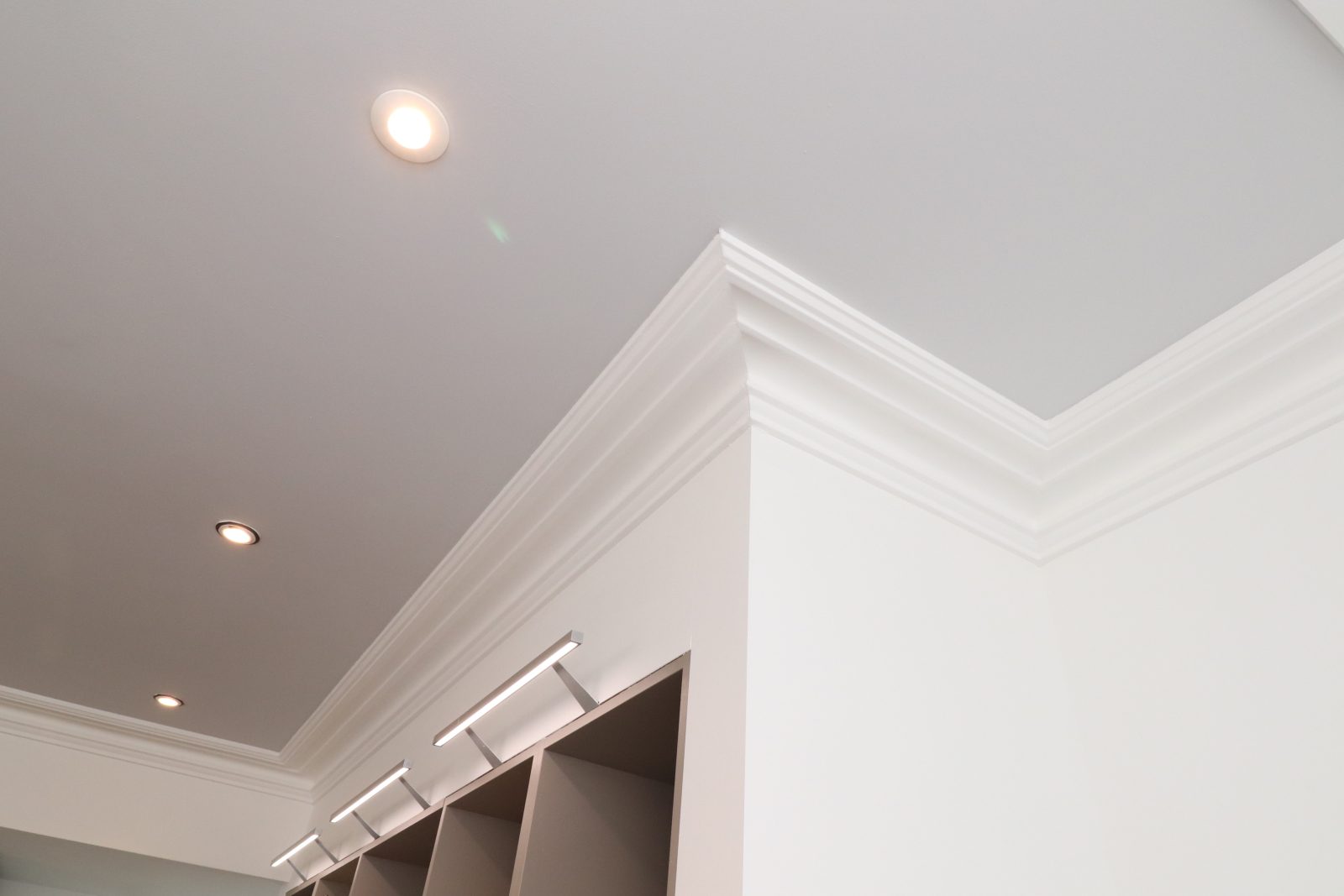 victorian-plaster-cornice-185x85mm-2